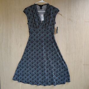 GNW  Patterned Midi Dress Size 4